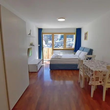 Emerald Apartamento Madonna